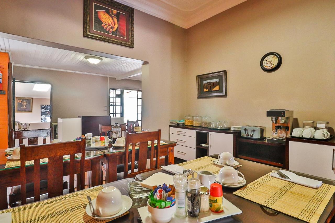 Sunbury Bed And Breakfast Johannesburgo Exterior foto