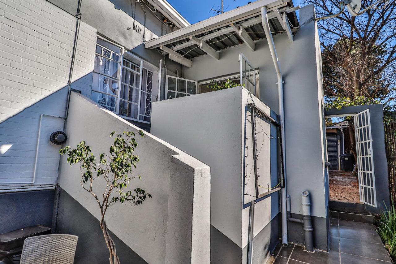 Sunbury Bed And Breakfast Johannesburgo Exterior foto